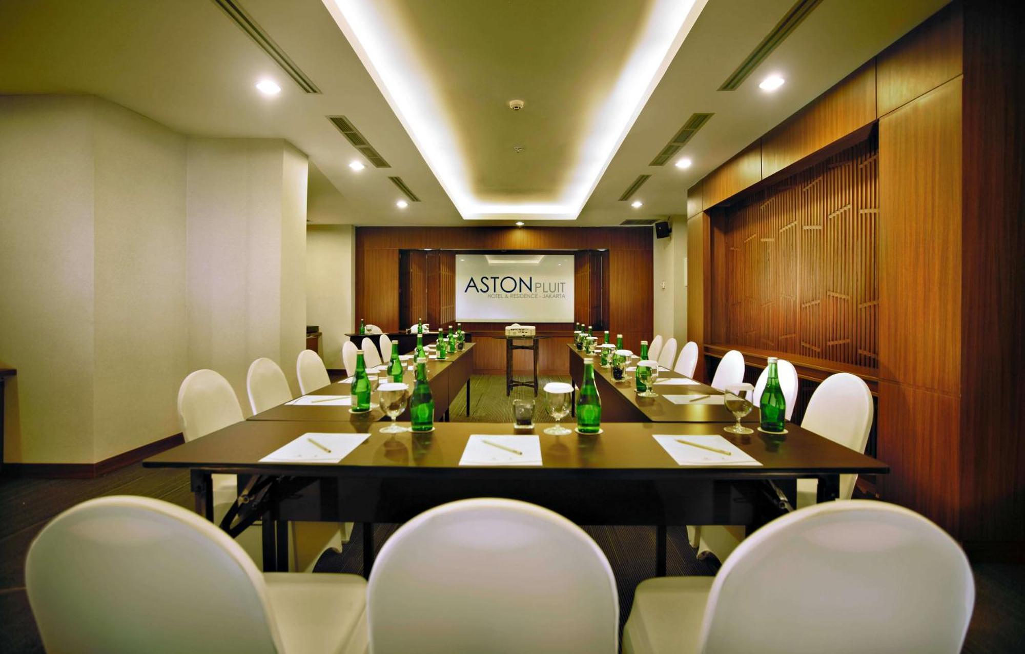 ASTON Pluit Hotel&Residence Jakarta Buitenkant foto