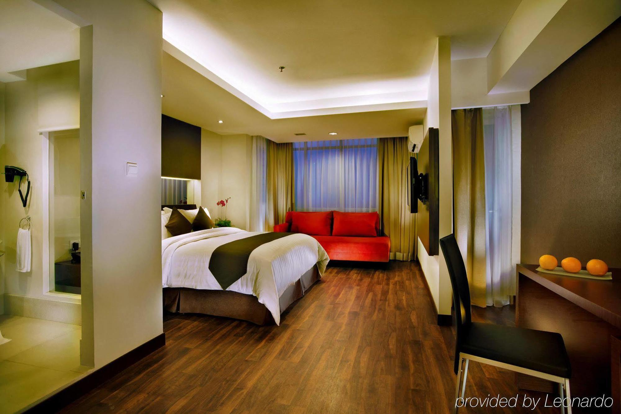 ASTON Pluit Hotel&Residence Jakarta Buitenkant foto